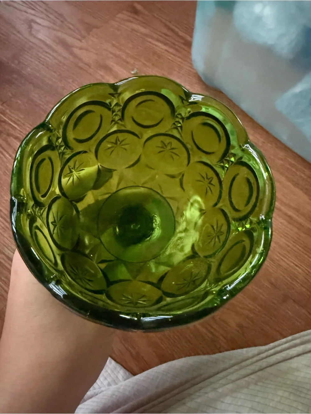 LE Smith moons & stars pedestal base green
